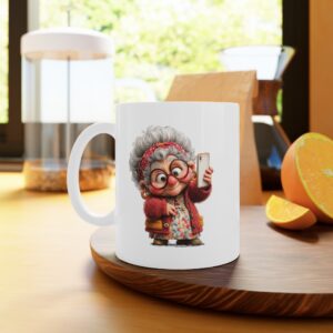 Cană personalizată cu grafică bunica selfie, bunica modernă, cadou haios pentru bunici